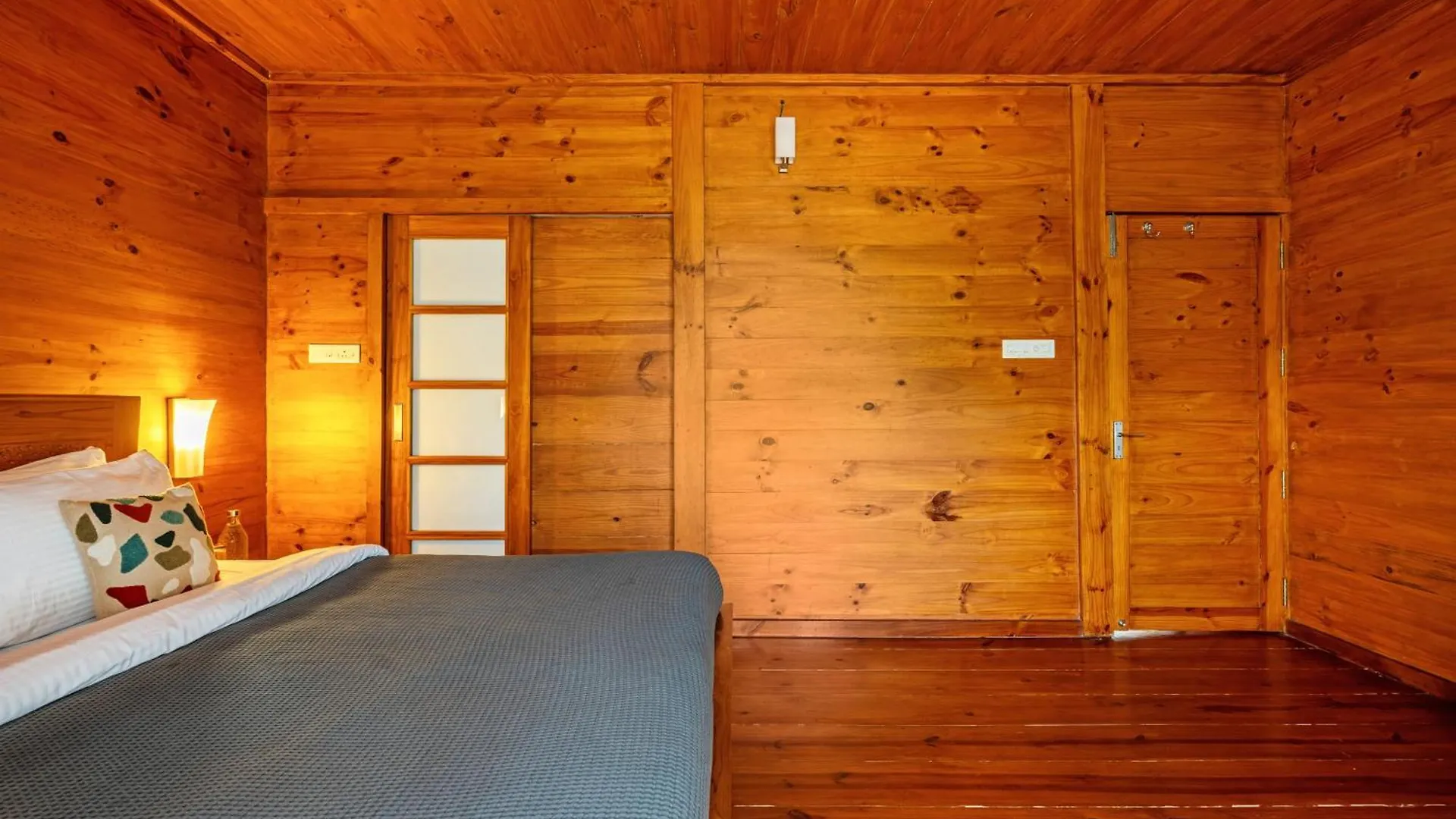 Senaro Farms Bed & Breakfast Varagampadi 0*,  India