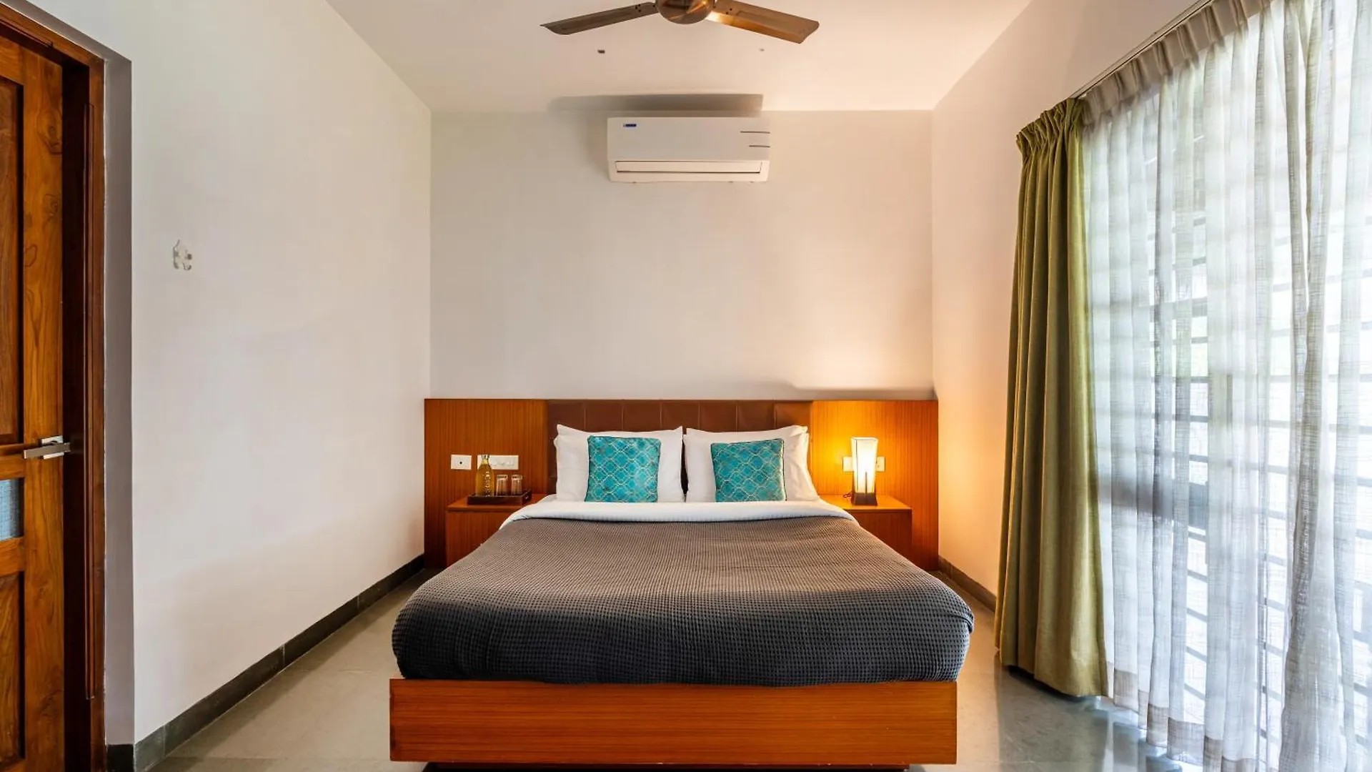 Senaro Farms Bed & Breakfast Varagampadi India